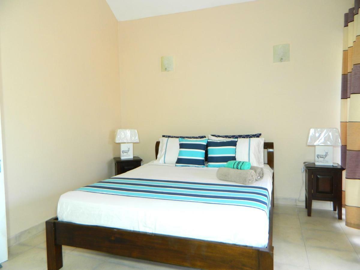 Ariel Beach Villa* Grand-Baie Kültér fotó